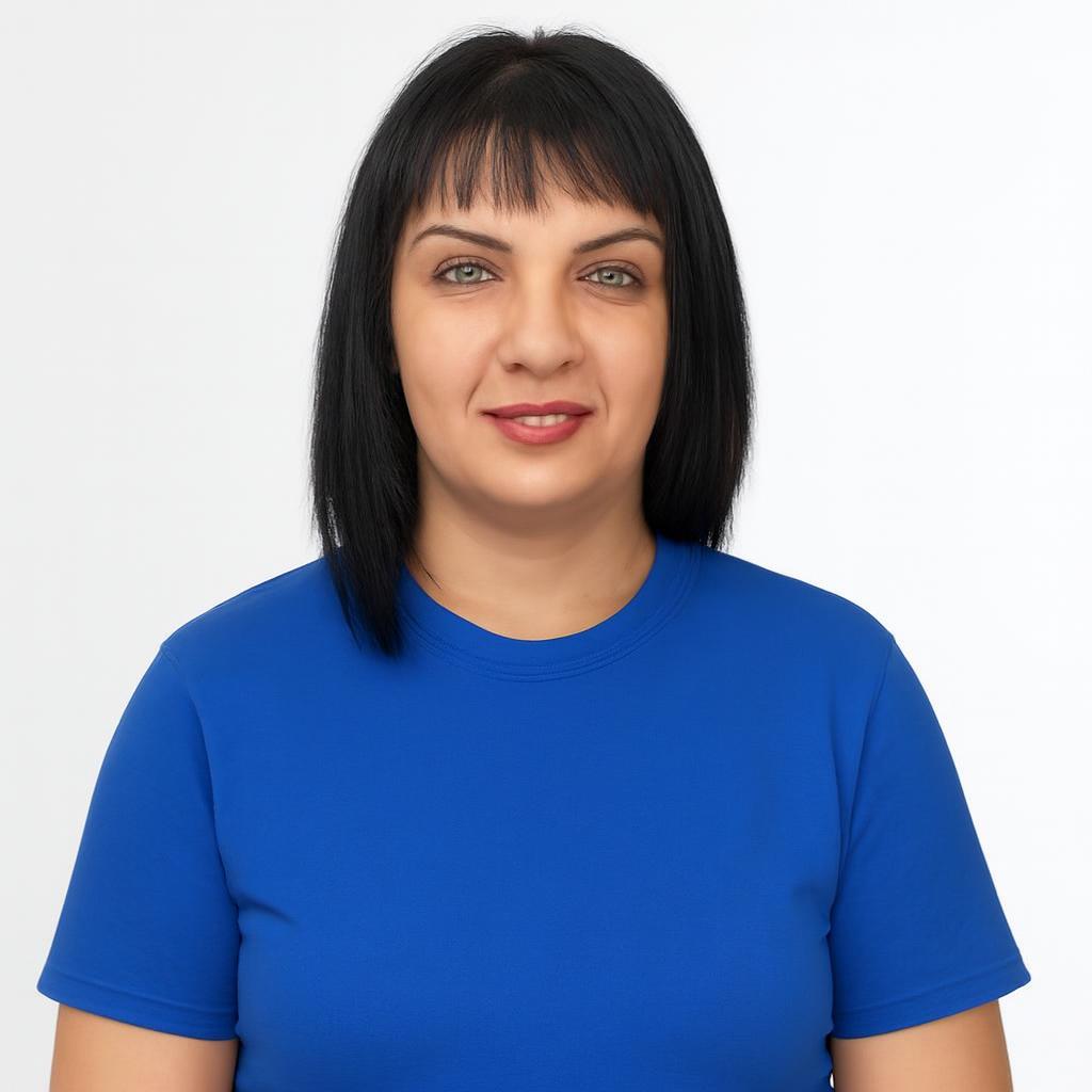 Neli K.