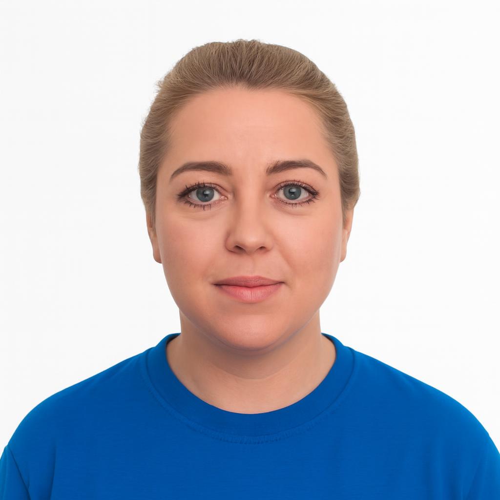 Kelli E.