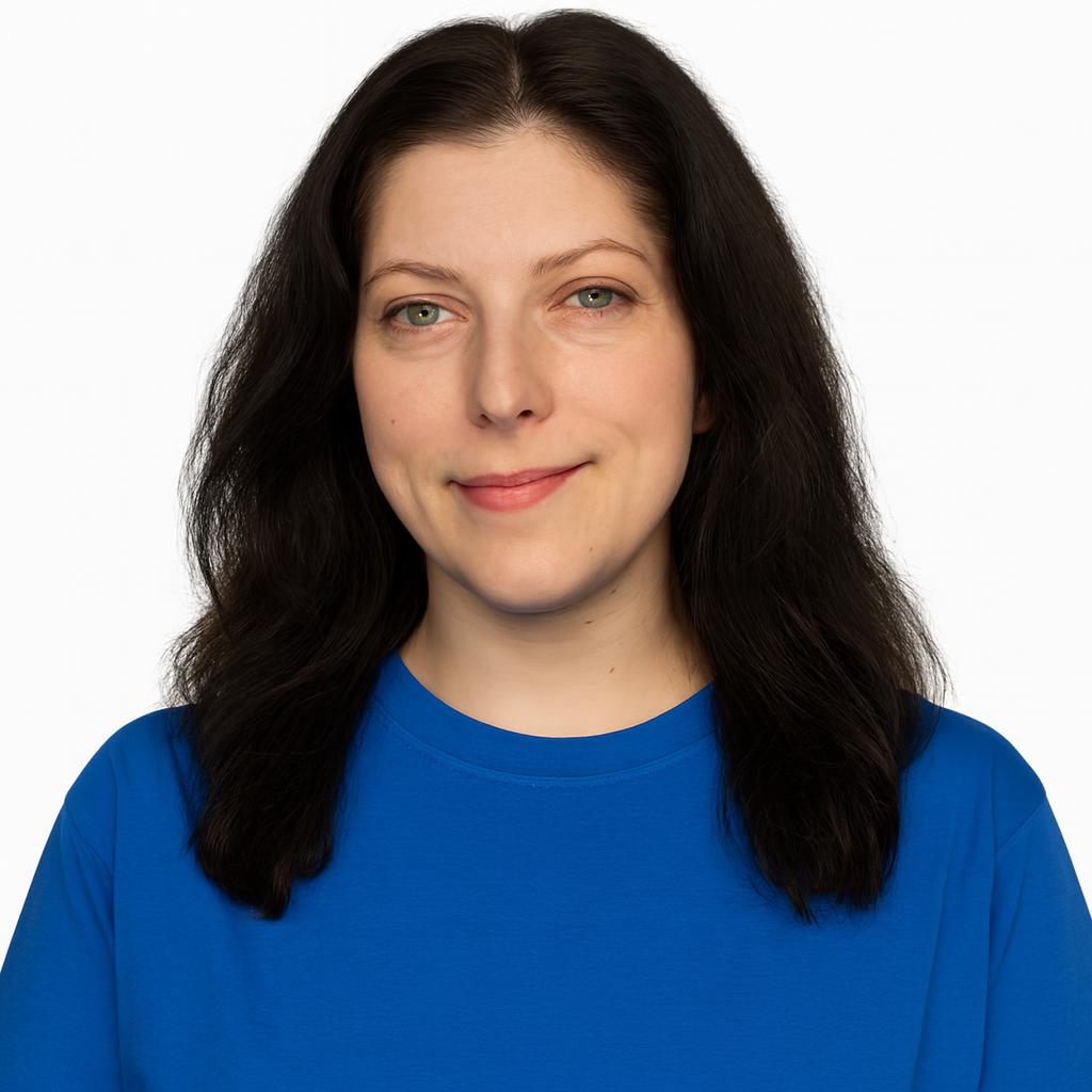 Alona K.