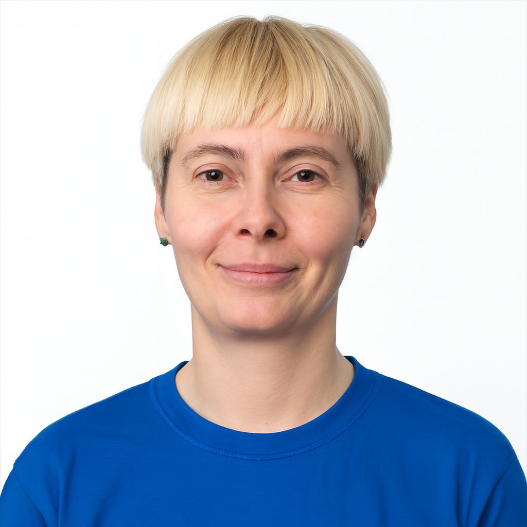 Nadiia M.